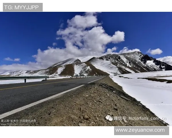 在绿茵场上独行的心灵旅程与足球的孤独之美